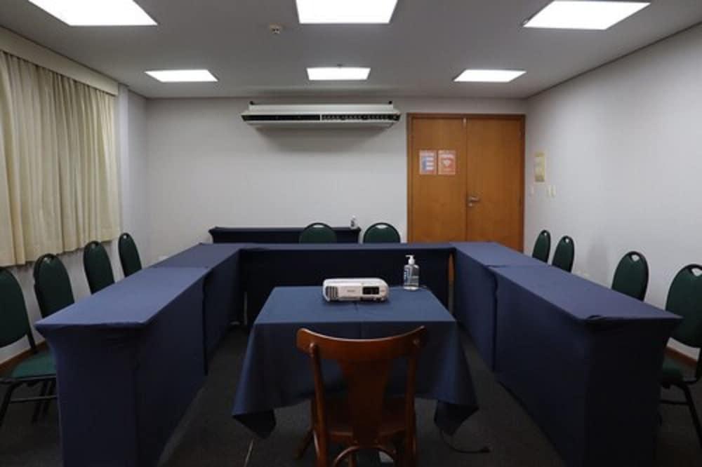 Express Vieiralves Hotel Manaus Luaran gambar